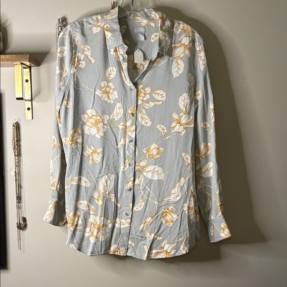 Chico's Gray and Yellow Floral Super Soft blouse - Picture 1 of 8